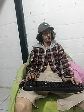 Snapshot of sk8-boy chatting on April 11, 2026, 10:13 pm sk8-boy online show from April 11, 2026, 10:13 pm