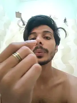 Snapshot of Sammyboii006 chatting on June 15, 2026, 9:42 am Sammyboii006 online show from June 15, 2026, 9:42 am