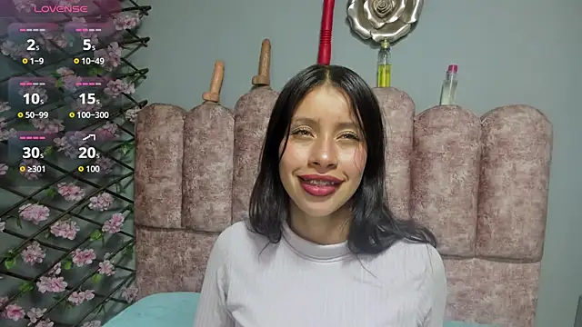 Snapshot of cloyks chatting on February 11, 2026, 3:28 am cloyks online show from February 11, 2026, 3:28 am