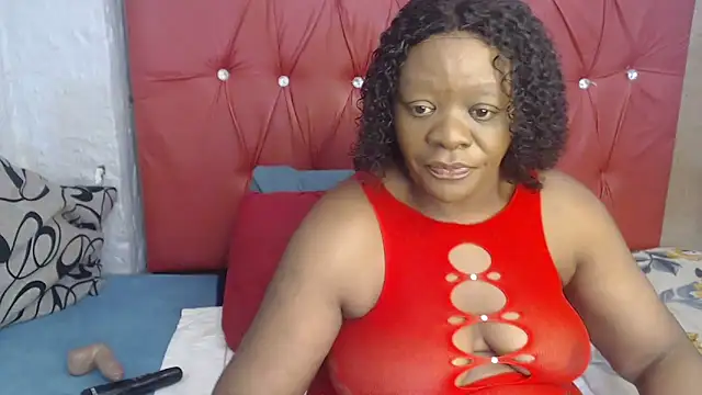 LaicyBrown76 online show from April 5, 2026, 9:21 pm