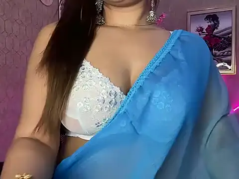 Snapshot of DimondGirl_ chatting on April 27, 2026, 7:01 pm DimondGirl online show from April 27, 2026, 7:01 pm