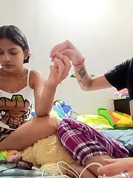 Mei and Gaby online show from February 14, 2026, 1:39 am