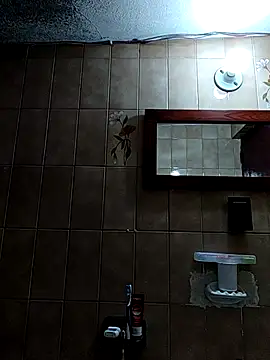 L hotcream online show from March 4, 2026, 11:18 am