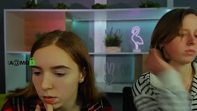 Snapshot of keuli_li chatting on February 2, 2026, 12:59 pm keuli li online show from February 2, 2026, 12:59 pm