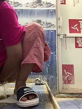 missmisha01 online show from April 15, 2026, 1:44 am