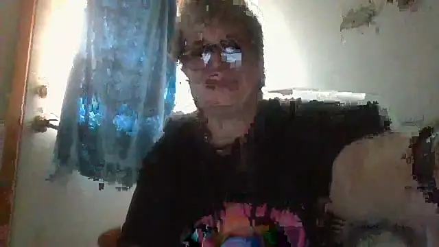becky1111 online show from May 12, 2026, 10:27 pm