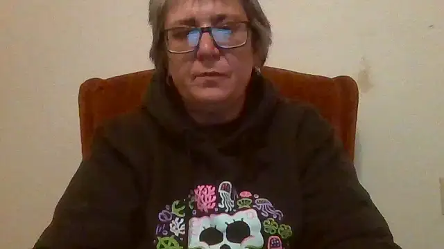 becky1111 online show from April 23, 2026, 4:19 am