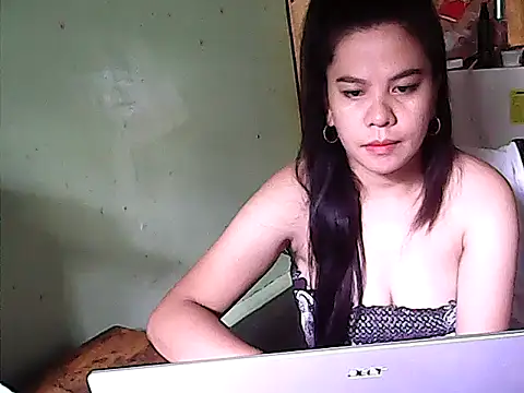 Snapshot of annawet chatting on July 2, 2026, 2:01 am annawet online show from July 2, 2026, 2:01 am