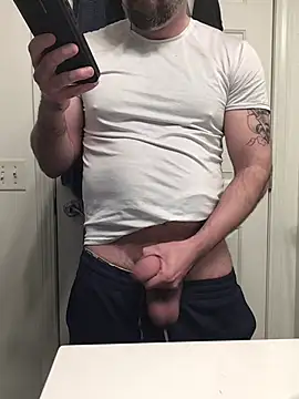 Snapshot of JackHammer2026 chatting on April 1, 2026, 12:57 am JackHammer2026 online show from April 1, 2026, 12:57 am