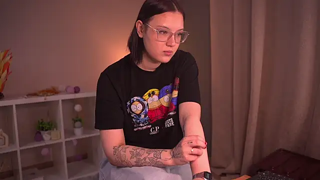 Snapshot of DeloresRamos chatting on December 18, 2025, 5:34 am DeloresRamos online show from December 18, 2025, 5:34 am