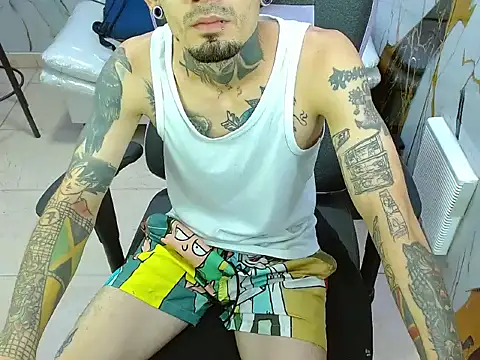 Snapshot of Boy_tatto77 chatting on May 20, 2026, 1:52 pm Boy tatto77 online show from May 20, 2026, 1:52 pm