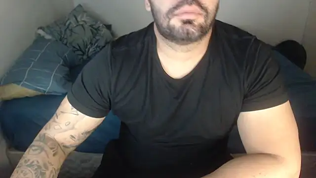 Snapshot of drlluis chatting on February 19, 2026, 2:52 am drlluis online show from February 19, 2026, 2:52 am