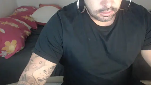 Snapshot of drlluis chatting on April 2, 2026, 10:55 am drlluis online show from April 2, 2026, 10:55 am