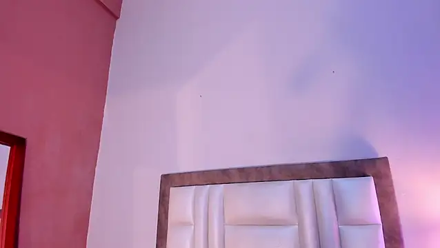 Snapshot of GahiaBelucci chatting on July 17, 2026, 6:49 pm GahiaBelucci online show from July 17, 2026, 6:49 pm