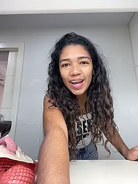 Snapshot of MikaScarlet chatting on April 2, 2026, 12:45 pm MikaScarlet online show from April 2, 2026, 12:45 pm