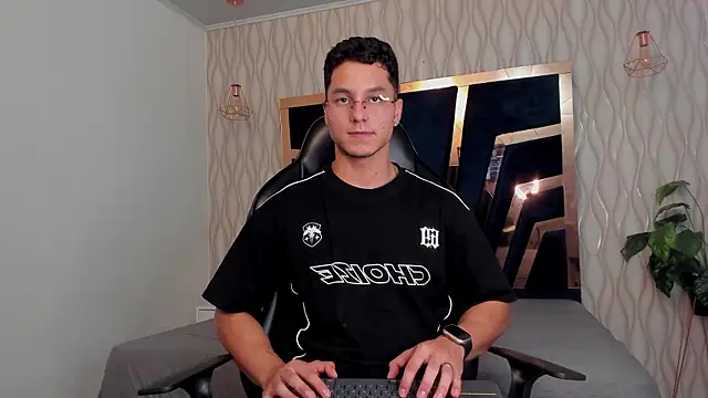 Snapshot of Noah_Clarkk chatting on February 26, 2026, 5:40 am Noah Clarkk online show from February 26, 2026, 5:40 am