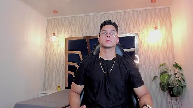 Snapshot of Noah_Clarkk chatting on March 21, 2026, 5:28 pm Noah Clarkk online show from March 21, 2026, 5:28 pm