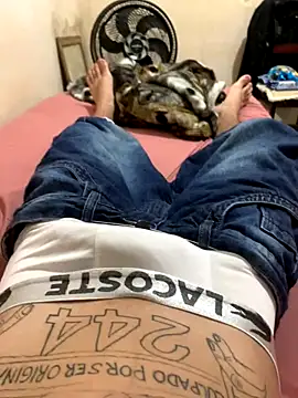 heitorpaugrande online show from December 23, 2025, 6:02 am