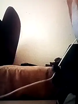 cazzigrossi23 online show from December 18, 2025, 2:43 pm