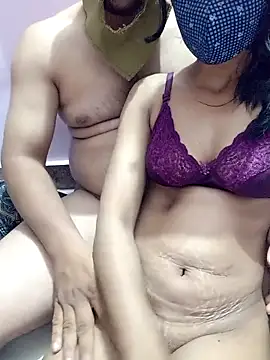 Snapshot of notyg240 chatting on April 6, 2026, 8:43 pm notyg240 online show from April 6, 2026, 8:43 pm