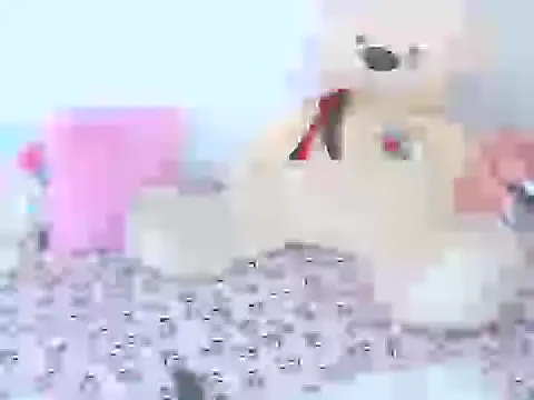 Snapshot of AnaVacci chatting on December 19, 2025, 6:38 am AnaVacci online show from December 19, 2025, 6:38 am