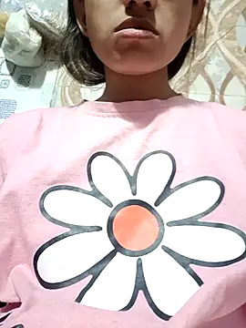 Snapshot of Eva_890 chatting on March 6, 2026, 6:58 pm Eva 890 online show from March 6, 2026, 6:58 pm