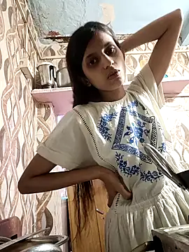 Eva 890 online show from February 27, 2026, 5:18 am