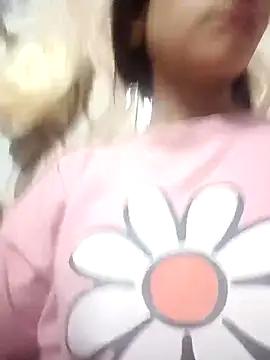 Snapshot of Eva_890 chatting on April 4, 2026, 7:15 am Eva 890 online show from April 4, 2026, 7:15 am