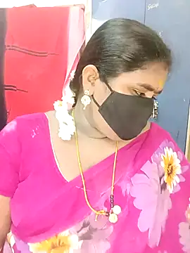 Snapshot of sirisha__9 chatting on June 2, 2026, 1:38 am sirisha 9 online show from June 2, 2026, 1:38 am