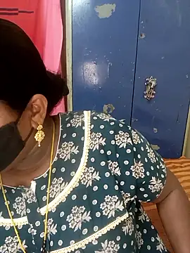 Snapshot of sirisha__9 chatting on May 28, 2026, 4:13 pm sirisha 9 online show from May 28, 2026, 4:13 pm