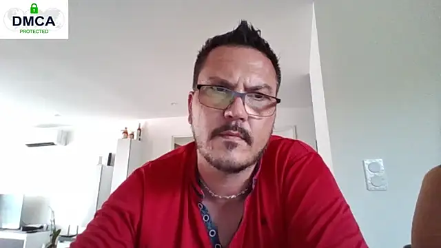 Snapshot of Miss-Chupagirly chatting on April 21, 2026, 3:07 pm Miss-Chupagirly online show from April 21, 2026, 3:07 pm