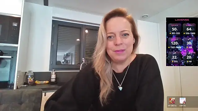 Snapshot of Miss-Chupagirly chatting on March 4, 2026, 2:36 pm Miss-Chupagirly online show from March 4, 2026, 2:36 pm