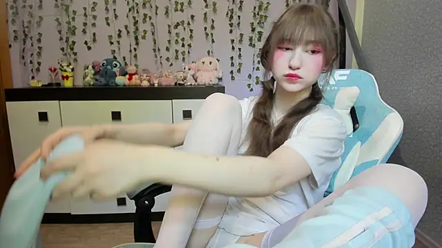 Snapshot of Yoonhee_ki chatting on June 30, 2026, 12:49 pm Yoonhee ki online show from June 30, 2026, 12:49 pm