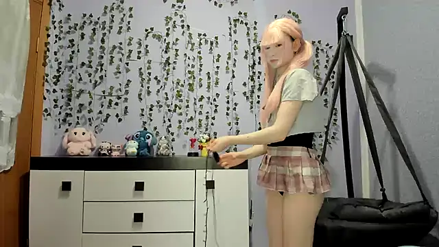 Yoonhee ki online show from February 10, 2026, 4:39 pm