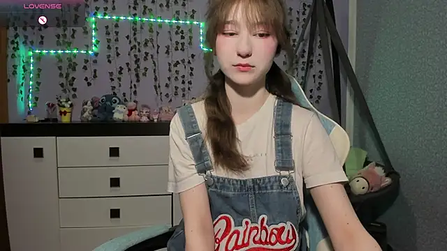 Snapshot of Yoonhee_ki chatting on June 28, 2026, 8:26 pm Yoonhee ki online show from June 28, 2026, 8:26 pm