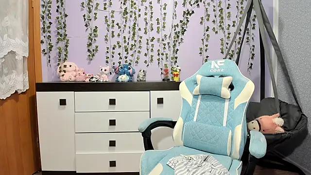 Yoonhee ki online show from March 24, 2026, 6:08 pm