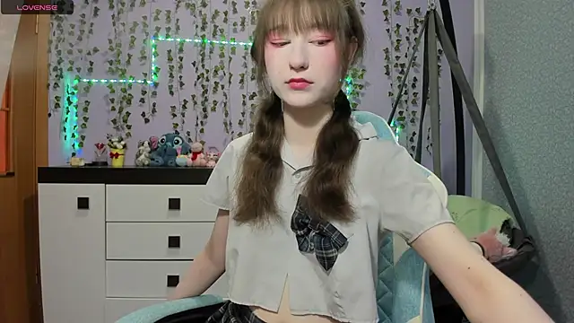 Snapshot of Yoonhee_ki chatting on June 29, 2026, 2:17 pm Yoonhee ki online show from June 29, 2026, 2:17 pm