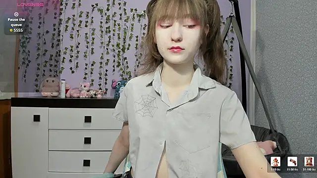 Yoonhee ki online show from May 20, 2026, 2:58 pm