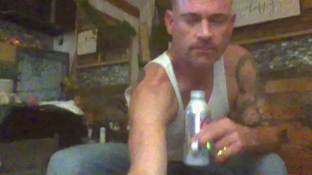 Snapshot of MISTERANDDEMI chatting on April 16, 2026, 5:30 am MISTERANDDEMI online show from April 16, 2026, 5:30 am