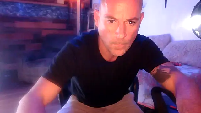 Snapshot of MISTERANDDEMI chatting on July 12, 2026, 9:21 am MISTERANDDEMI online show from July 12, 2026, 9:21 am