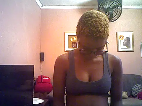 QUEENSasha27 online show from January 8, 2026, 9:48 am