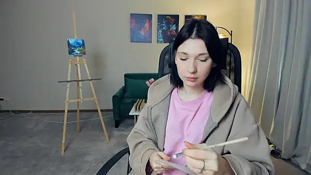 MilissaDegeorge online show from December 19, 2025, 9:11 am