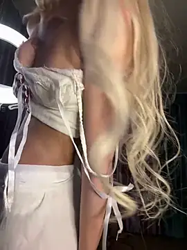 Snapshot of ScoobeDeDoo chatting on February 6, 2026, 8:49 pm ScoobeDeDoo online show from February 6, 2026, 8:49 pm