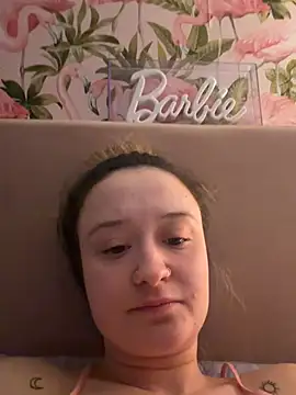 Snapshot of LilyLuck_ chatting on January 18, 2026, 9:40 pm LilyLuck online show from January 18, 2026, 9:40 pm