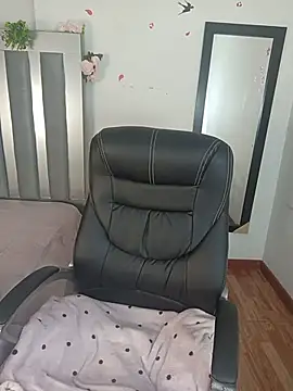 Snapshot of paulina_coxx chatting on February 10, 2026, 7:46 pm paulina coxx online show from February 10, 2026, 7:46 pm