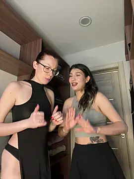 Snapshot of RussianGirls_ chatting on April 19, 2026, 1:12 pm RussianGirls online show from April 19, 2026, 1:12 pm