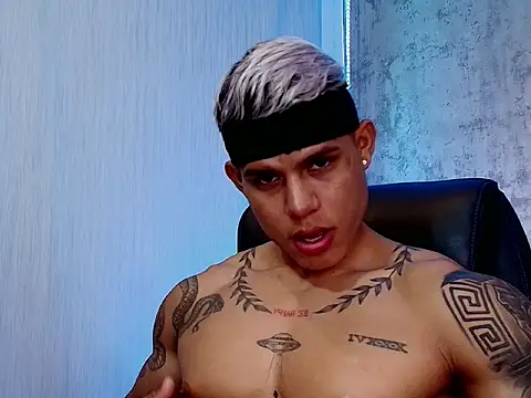 oruz stud online show from February 5, 2026, 1:29 pm