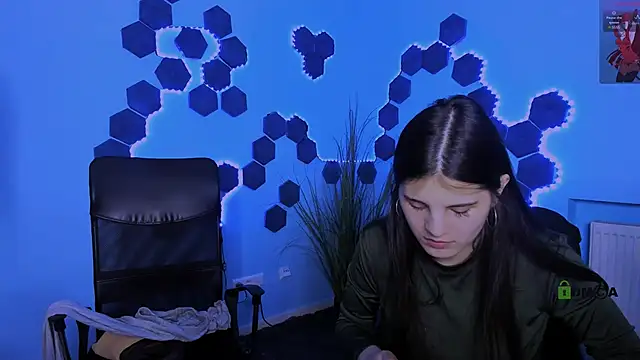 Snapshot of lizzie_boom_ chatting on February 23, 2026, 8:20 pm lizzie boom online show from February 23, 2026, 8:20 pm