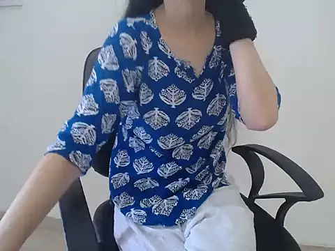 Snapshot of Farhana_beautyfull chatting on April 16, 2026, 4:57 am Farhana beautyfull online show from April 16, 2026, 4:57 am