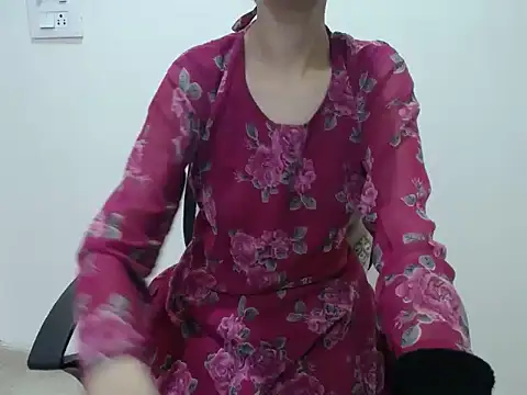 Snapshot of Farhana_beautyfull chatting on April 7, 2026, 4:25 am Farhana beautyfull online show from April 7, 2026, 4:25 am